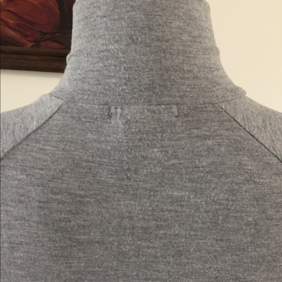 Xsmall gray moda international turtleneck. - Picture 7 of 7